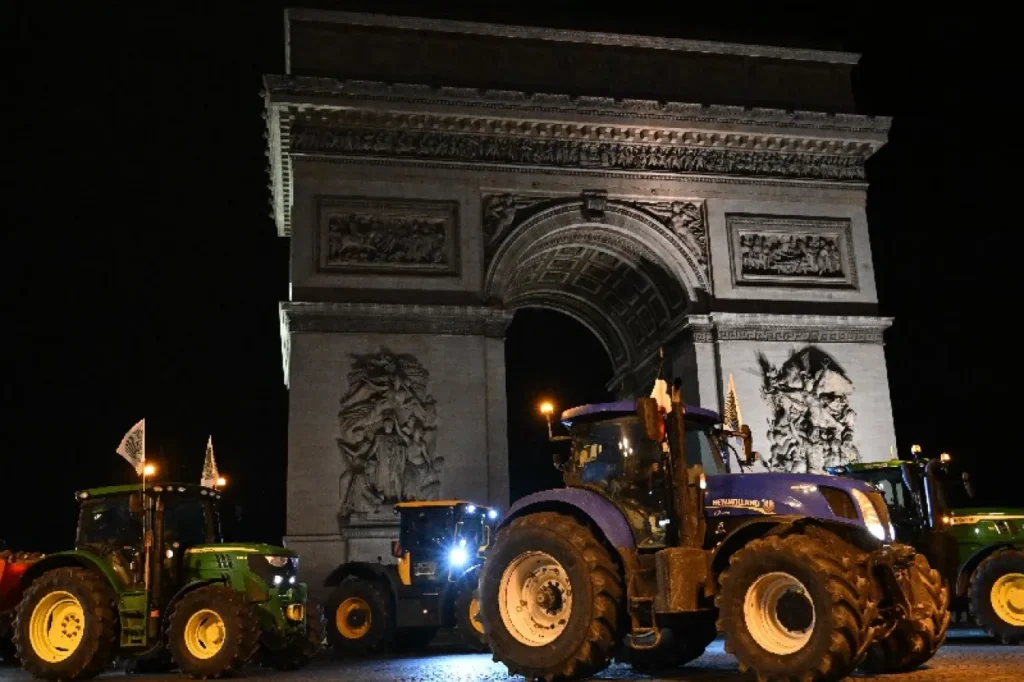 Protestan agricultores franceses contra acuerdo de Mercosur